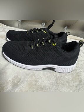 Orthofeet Women's Black Athletic Knit Sneakers with Yellow Accents